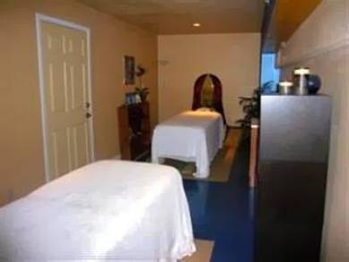 Thunderbird Boutique (adults Only) 2*