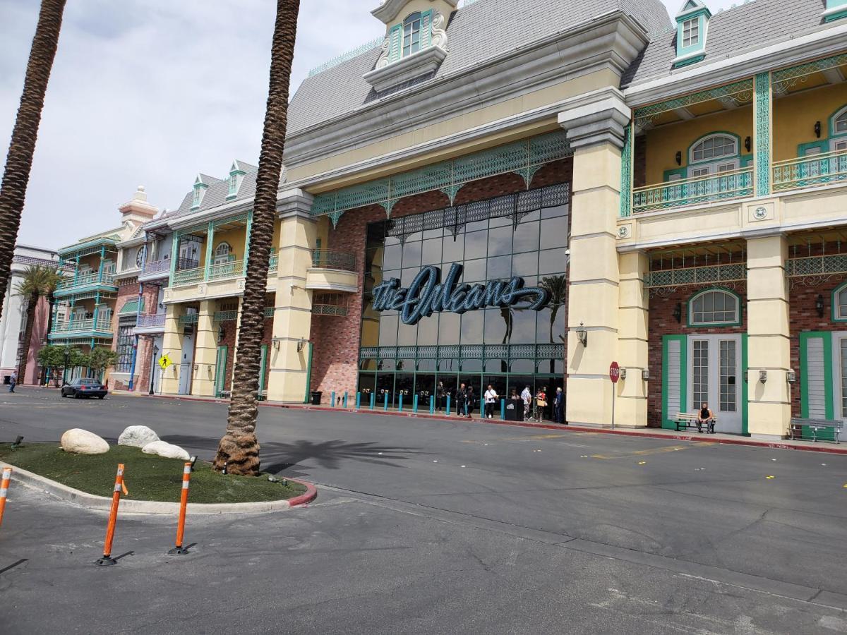 Comfy Unit At Orleans Casino Strip Apartahotel *