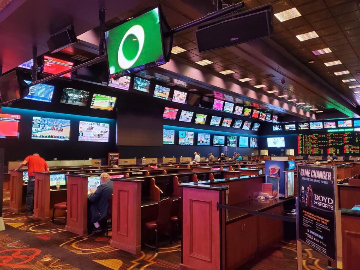 Apartahotel Comfy Unit At Orleans Casino Strip *