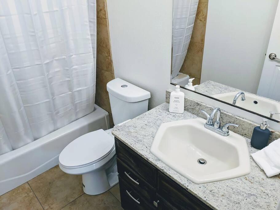 Stunning 6br I 4ba Luxury Haven I 31 Nights Min I * Las Vegas