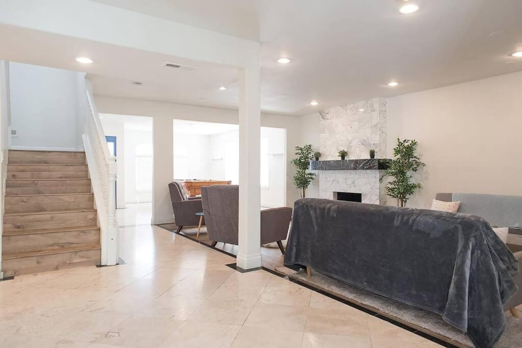 Villa Stunning 6br I 4ba Luxury Haven I 31 Nights Min I Las Vegas