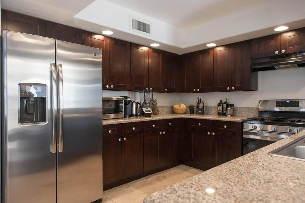 Stunning 6br I 4ba Luxury Haven I 31 Nights Min I * Las Vegas