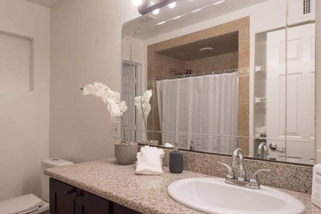Stunning 6br I 4ba Luxury Haven I 31 Nights Min I *