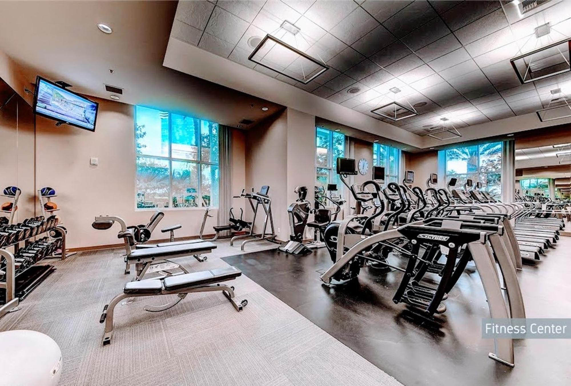 Strip & Sphere View - Separate Living - 2 Full Bath - Full Kitchen - Balcony - 900 Sqft - Mgm Signature Las Vegas