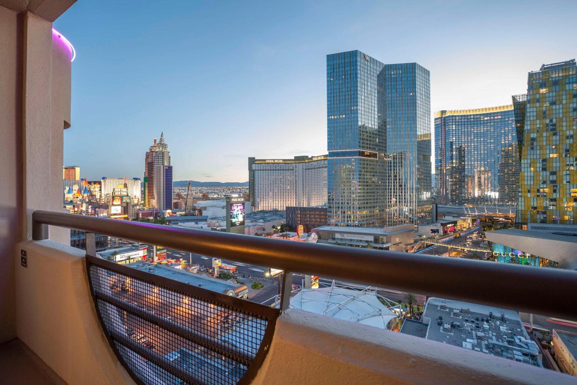 Hotel Hilton Vacation Club Polo Towers Vegas 3*