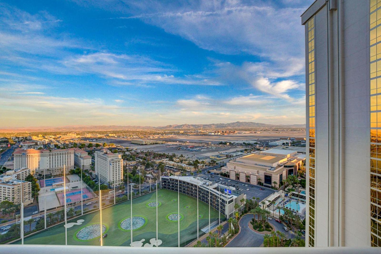 Incredible 1bd 2bth Mgm Signature*balcony View * Las Vegas