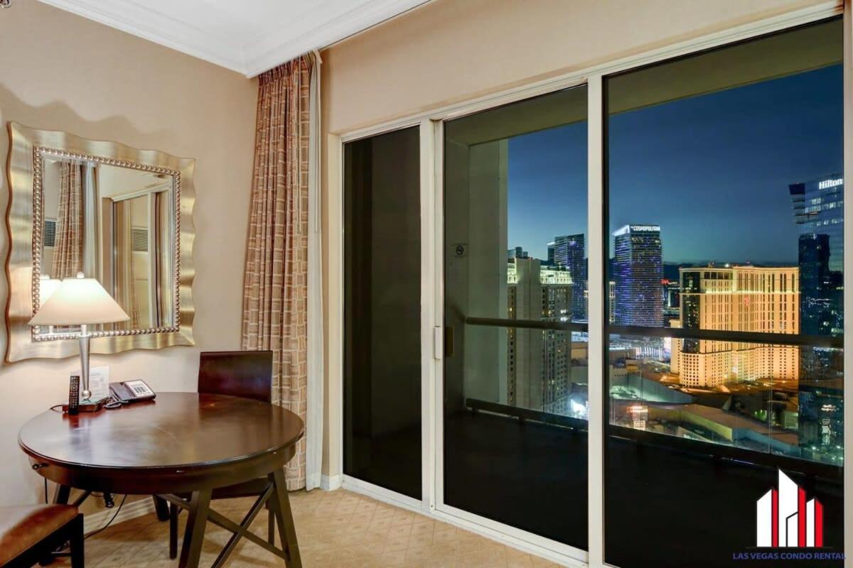 Сasa de vacaciones Mgm Signature-33-711 F1 Track & Strip View Balcony *