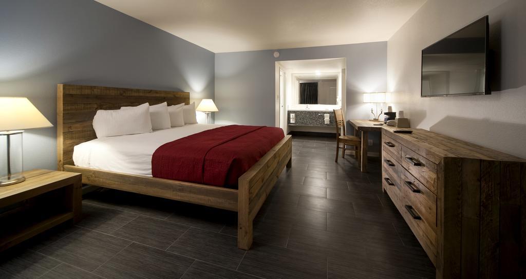 Hotel Thunderbird Boutique (adults Only)
