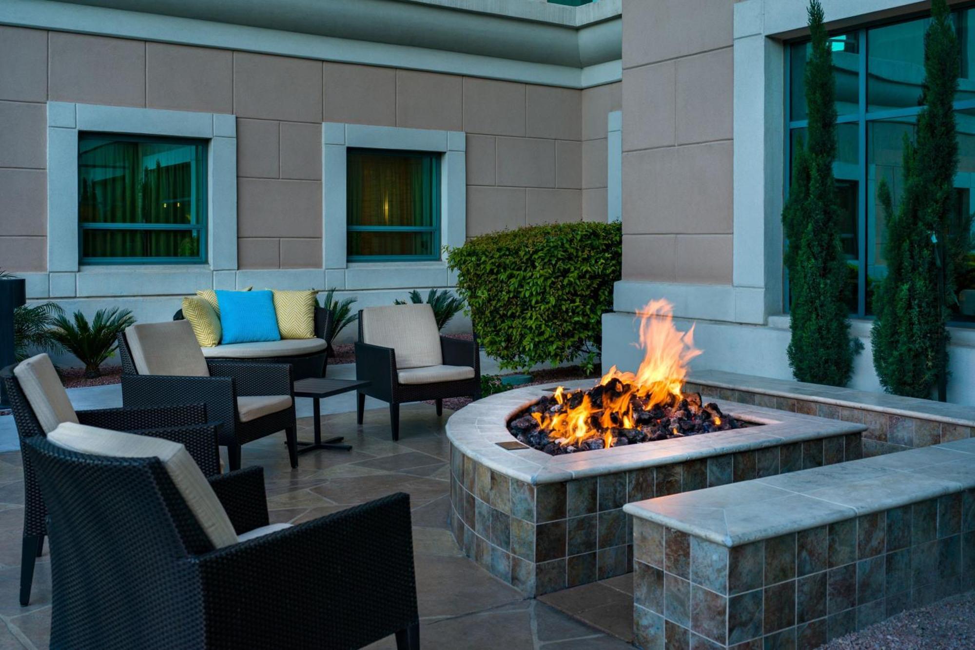 By Marriott Vegas Hughes Center 3*