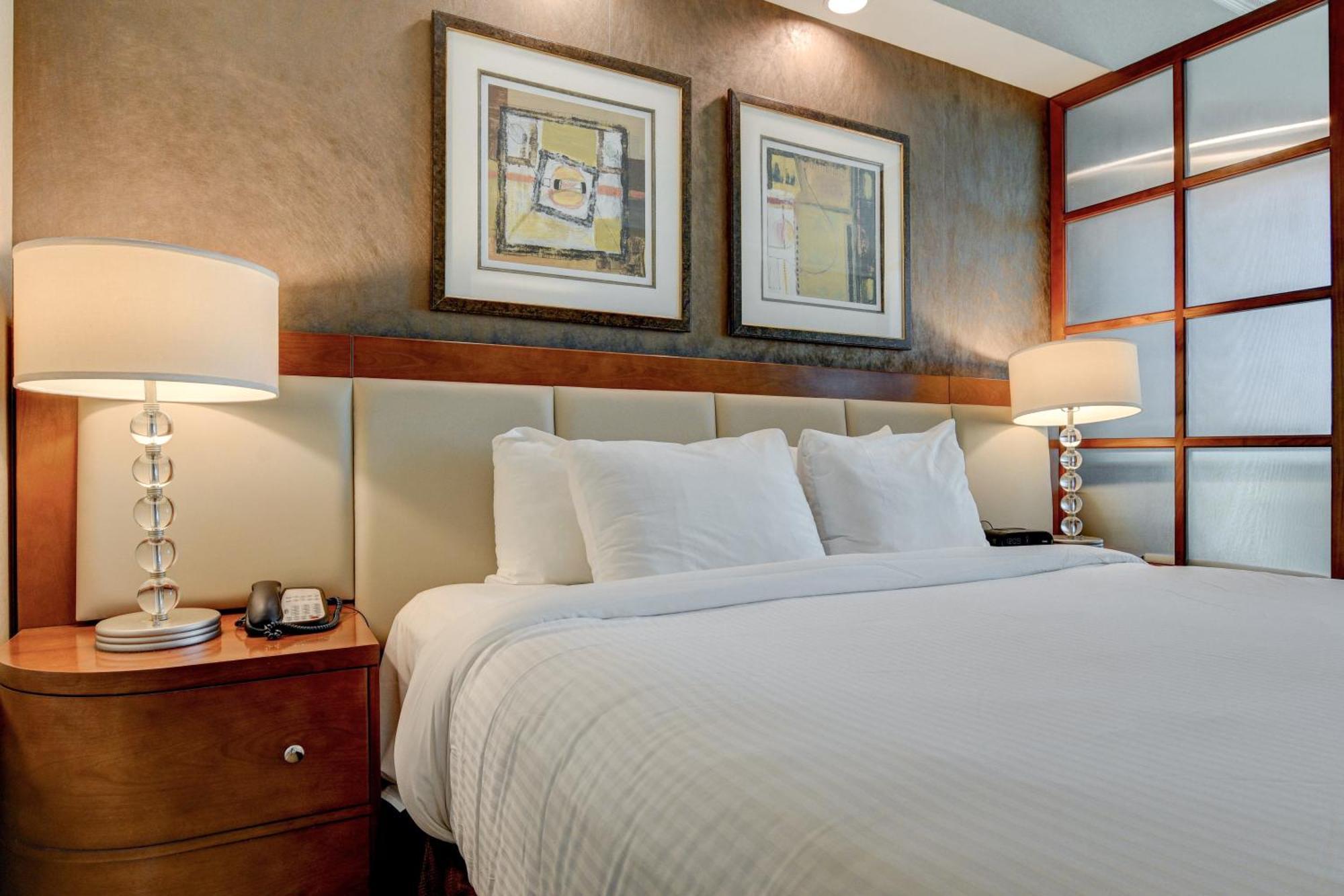 30th Ph Mgm With Breathtaking Views Of The Strip Apartahotel