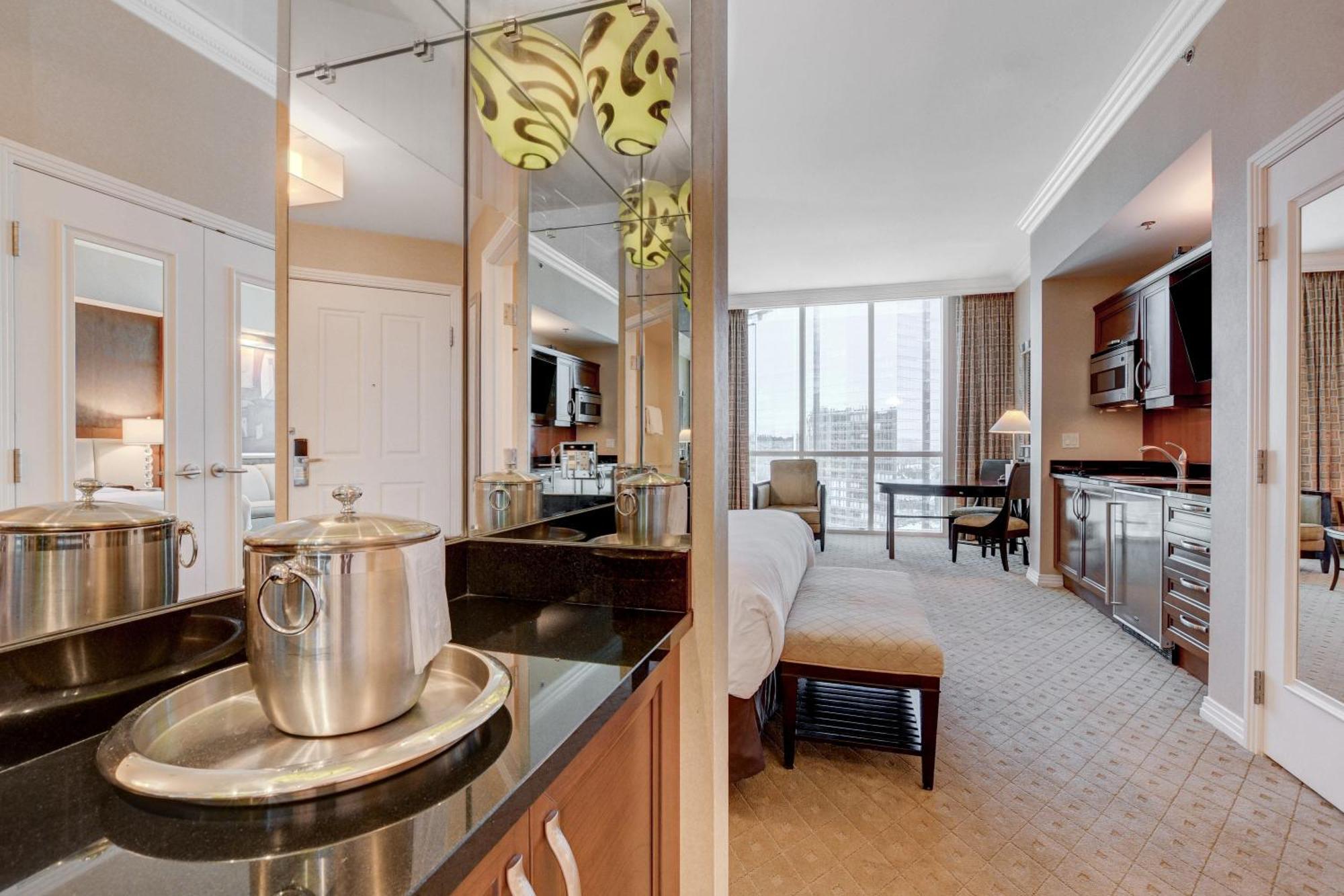 30th Ph Mgm With Breathtaking Views Of The Strip Apartahotel *