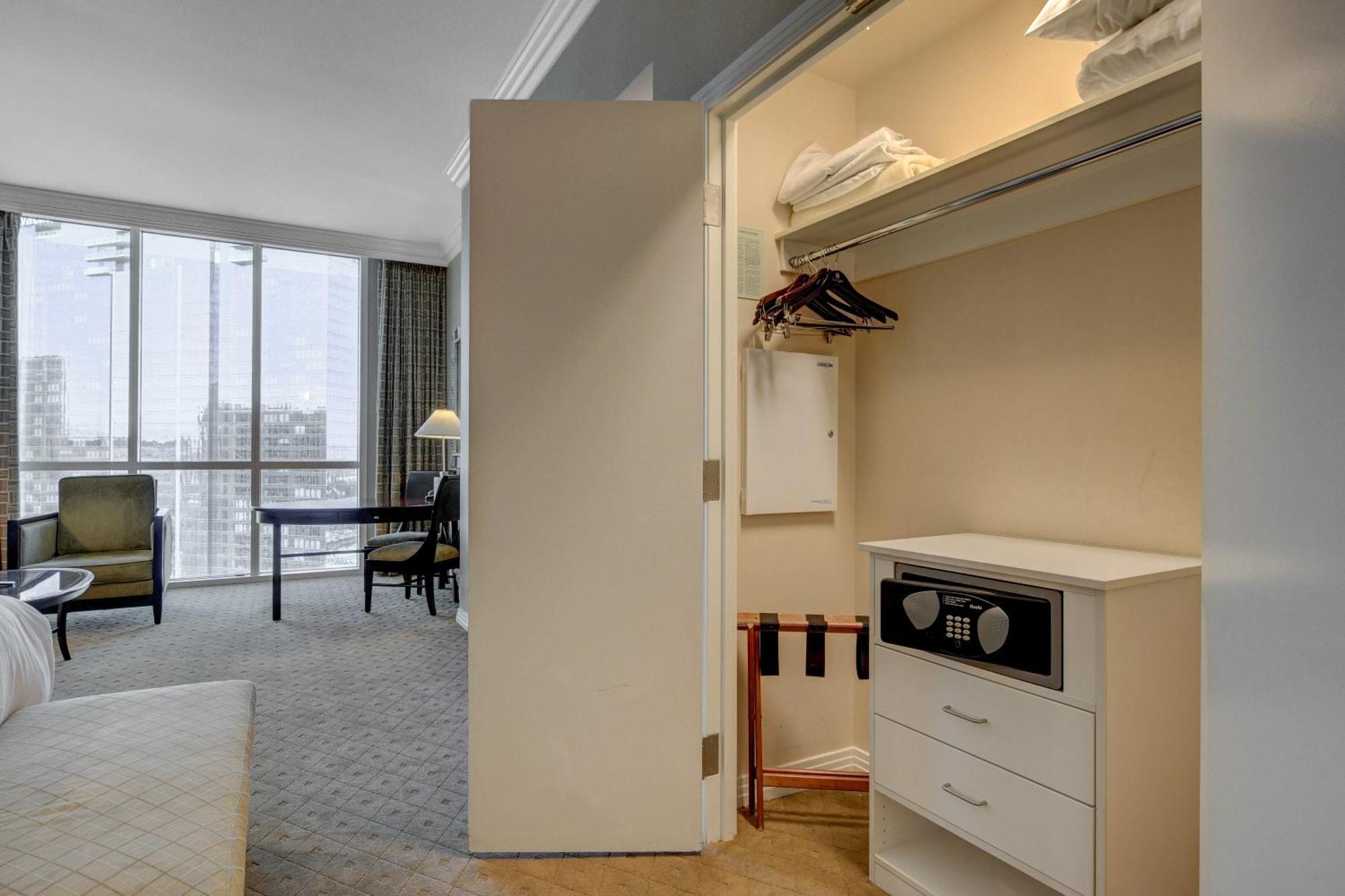 30th Ph Mgm With Breathtaking Views Of The Strip Apartahotel Las Vegas