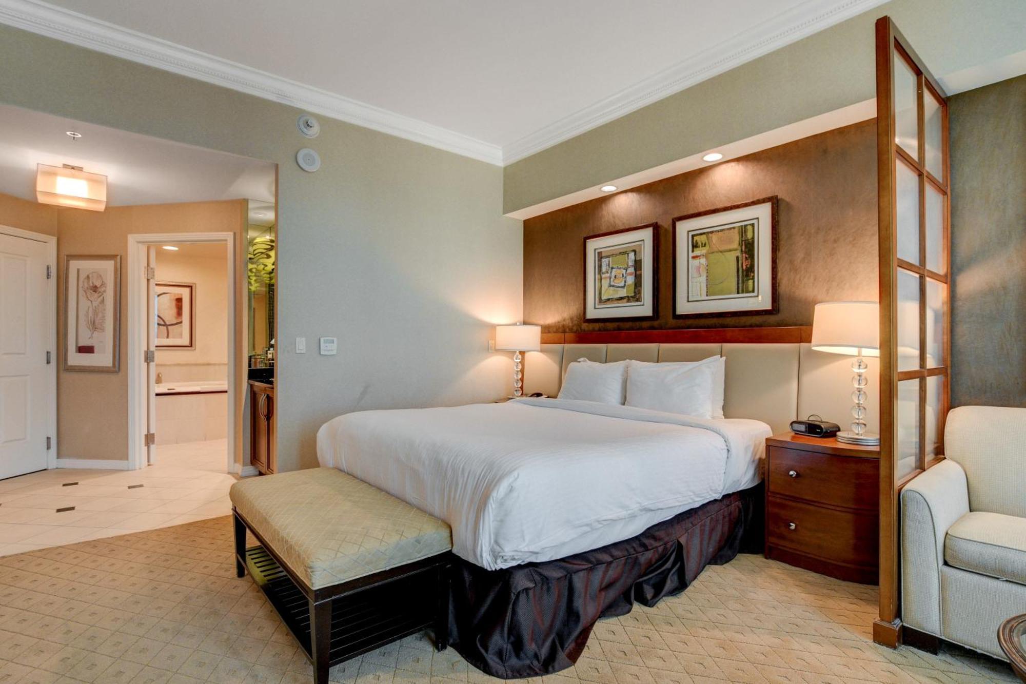 30th Ph Mgm With Breathtaking Views Of The Strip Apartahotel Las Vegas