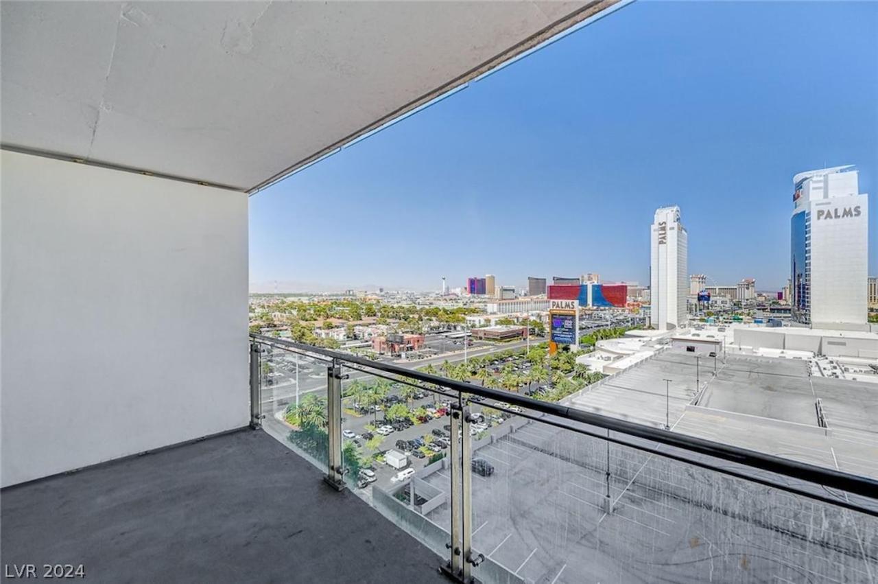 Palms Place By Zelloo * Las Vegas