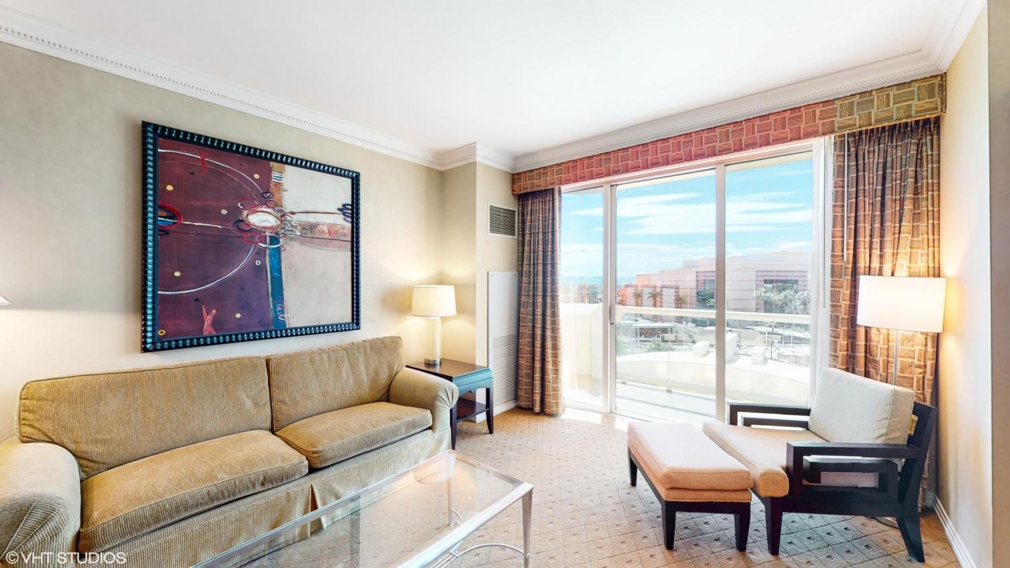 Apartahotel Lady Luck's Vista - Private Balcony - Full Kitchen - Two Full Baths - Jetted Tub - Full Mgm Grand Access W No Fee At Mgm Signature