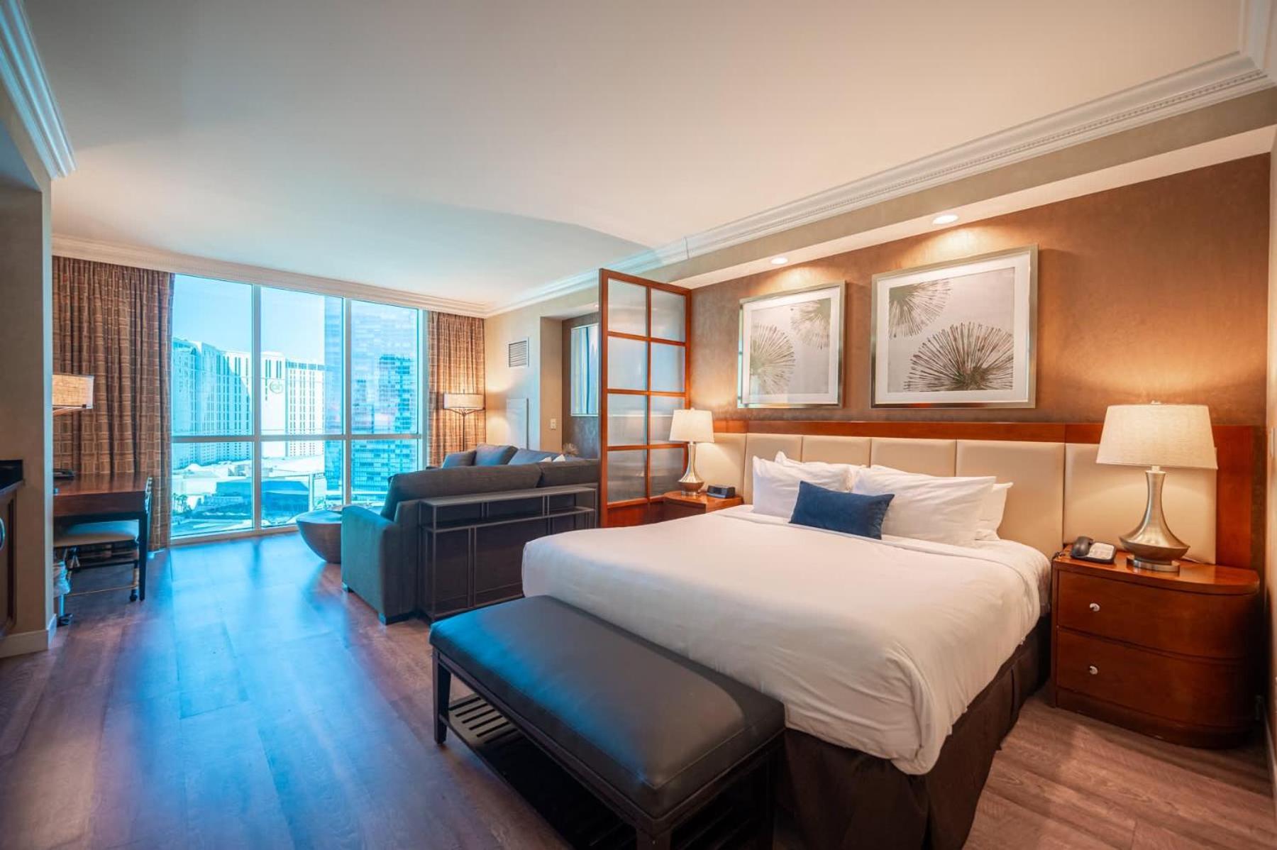 No Fee Strip View + Free Valet + Pool Сasa de vacaciones