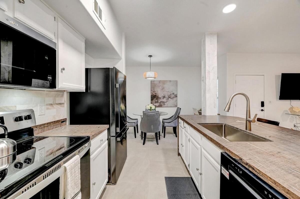 Stylish Southwest Las Vegas