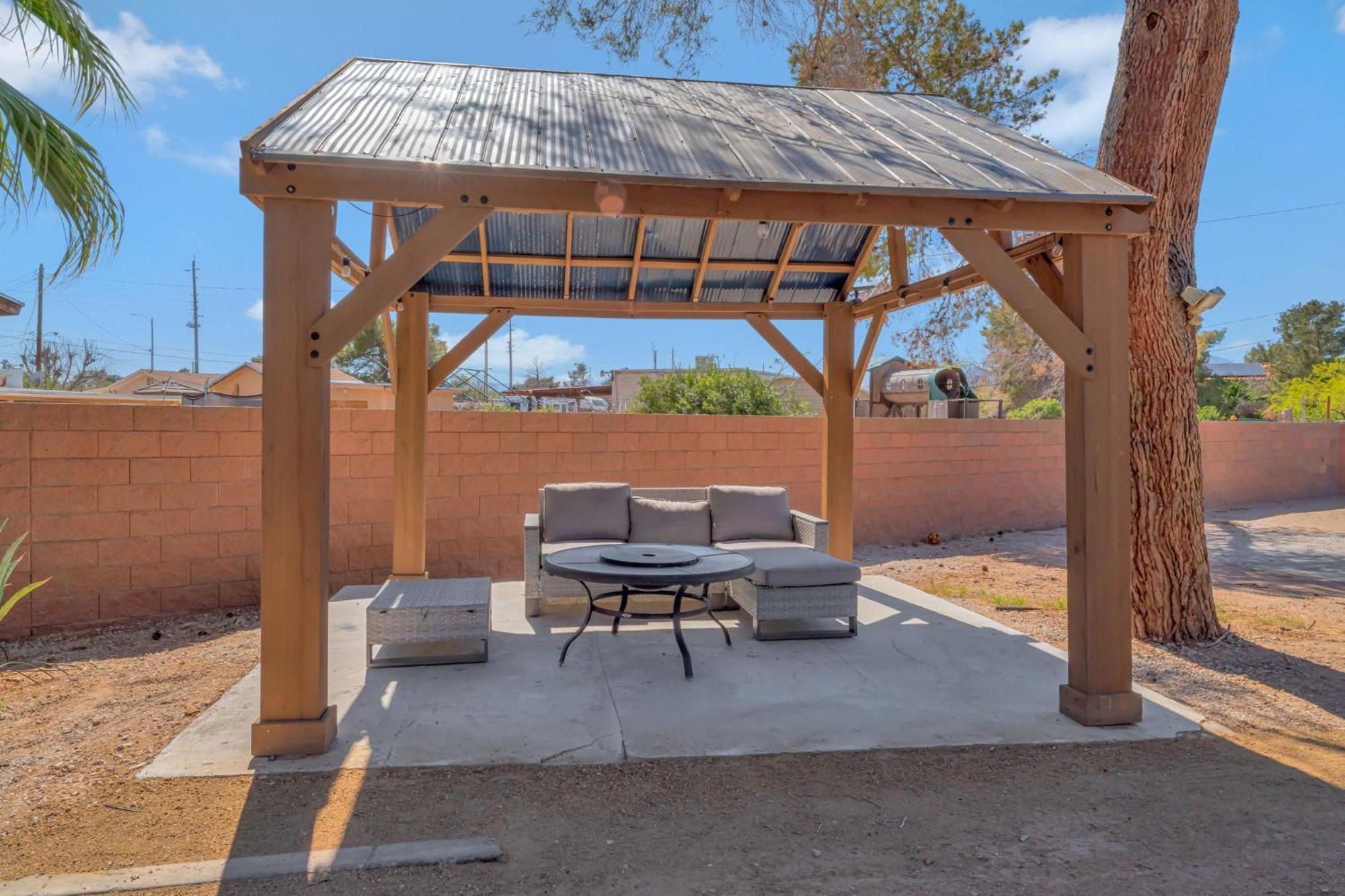 The Vegas Ranch *