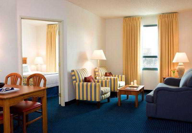 By Marriott Vegas Hughes Center