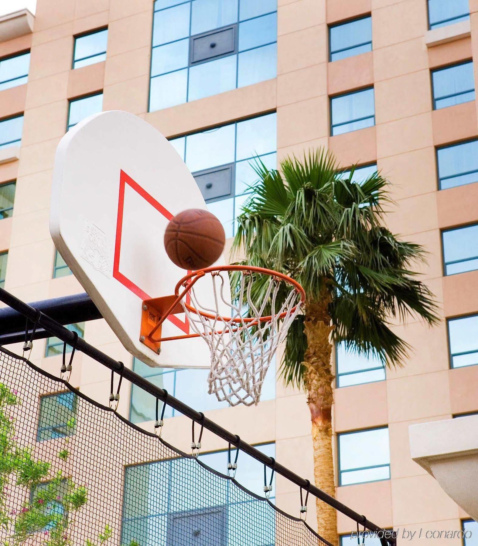 Hotel By Marriott Vegas Hughes Center 3*
