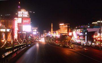 Hotel Hampton Y Vegas South 3*