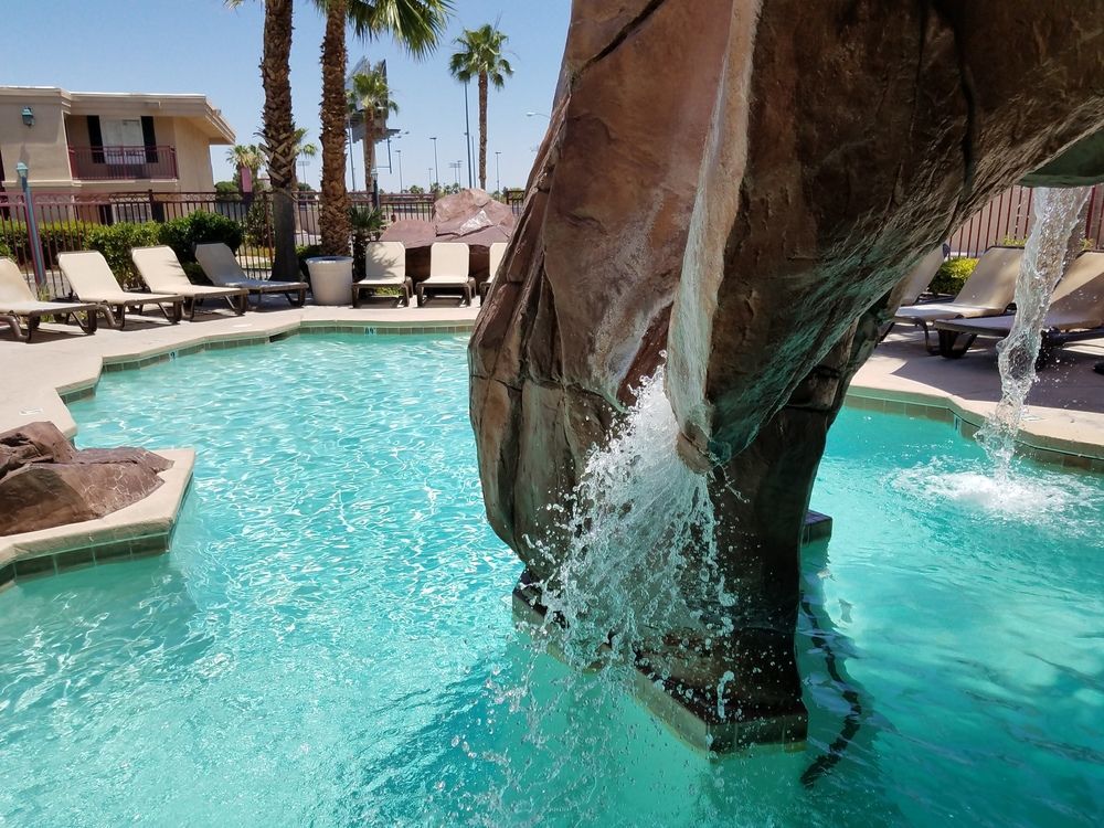 Hotel Red Roof Vegas 2*