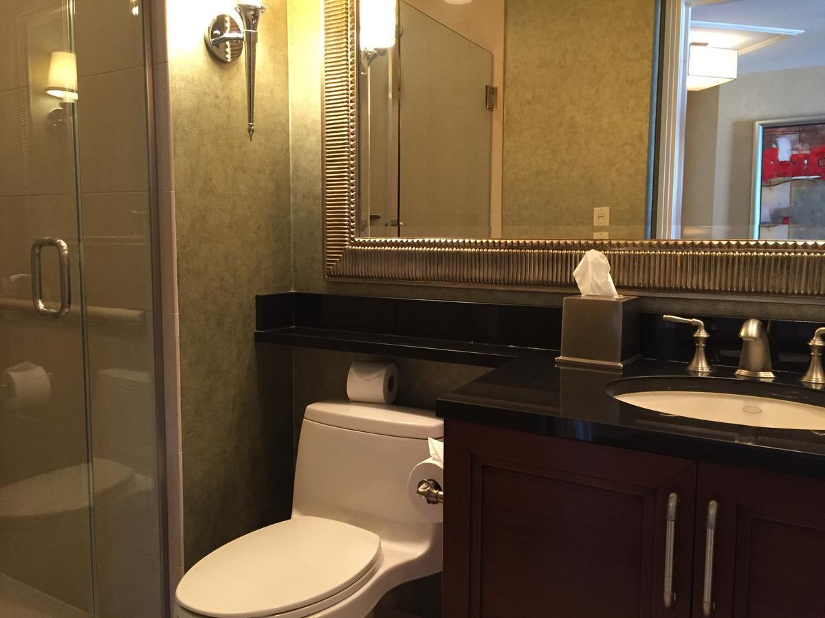 Apartahotel True 1br Balcony With Strip View At Mgm Signature Las Vegas
