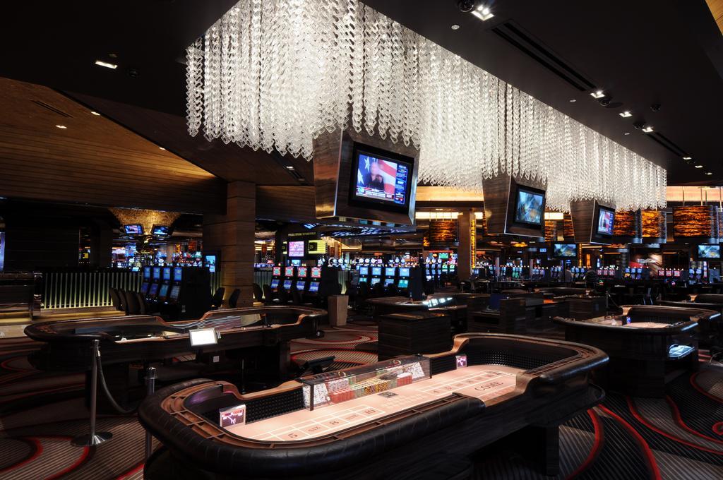 M & Casino 4*