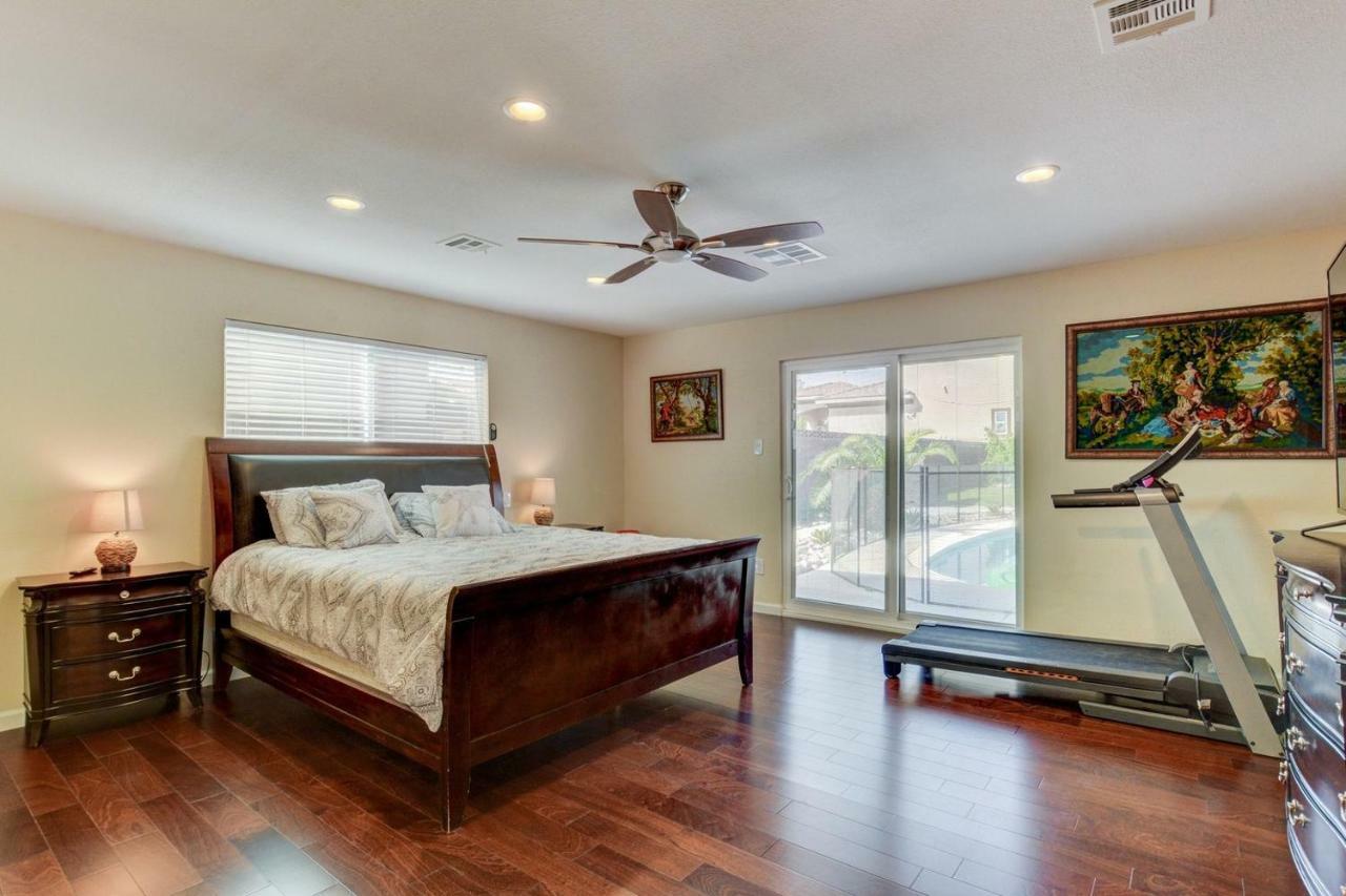 Umber Villa Las Vegas