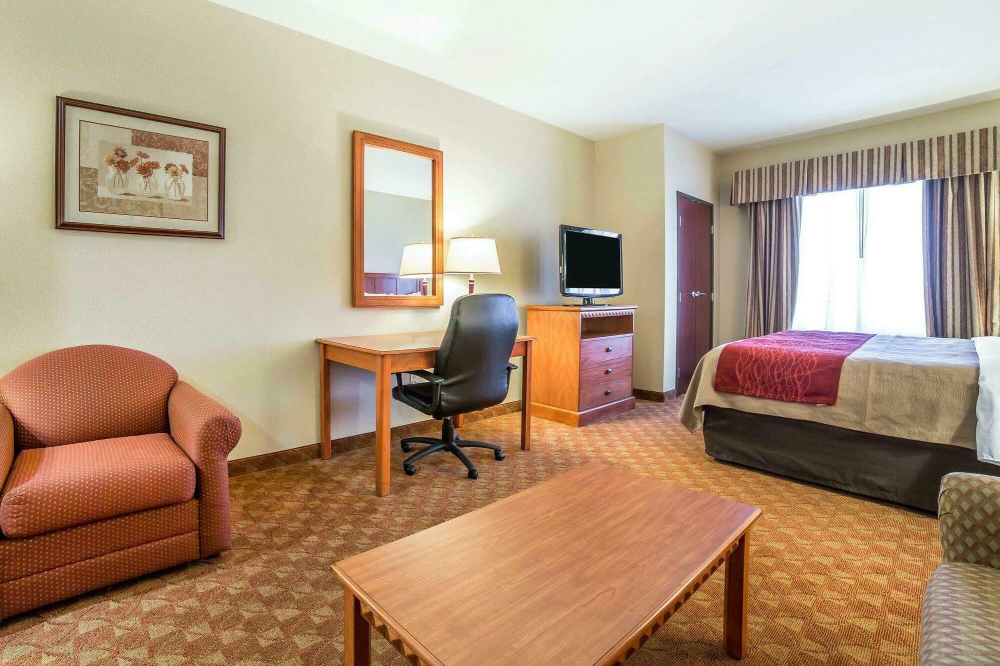 Comfort & Vegas - Nellis Hotel 3*