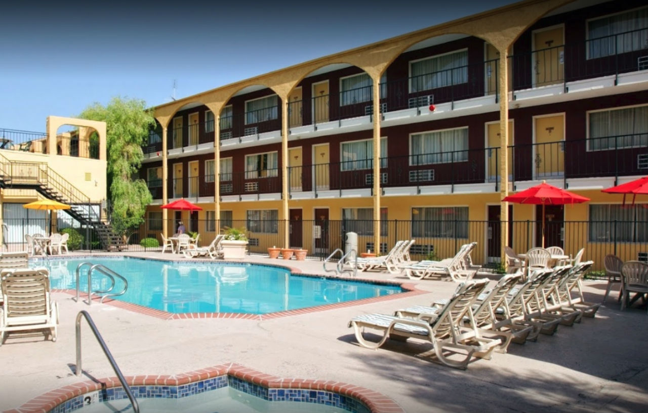 Mardi Gras & Casino Hotel