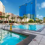 Beautiful Mgm Signature Studio 06709