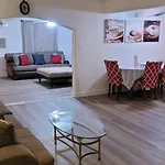Vacation Home 3.5 Mi To Strip/Dt/Outlt Up To 8 Gst