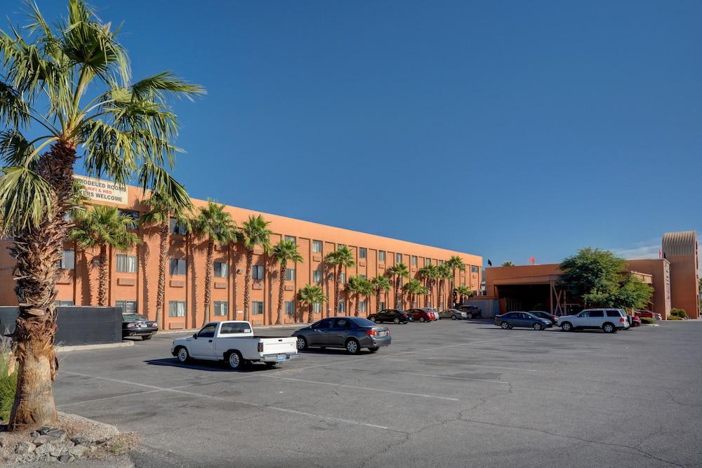 Lucky Club Casino Y Hotel