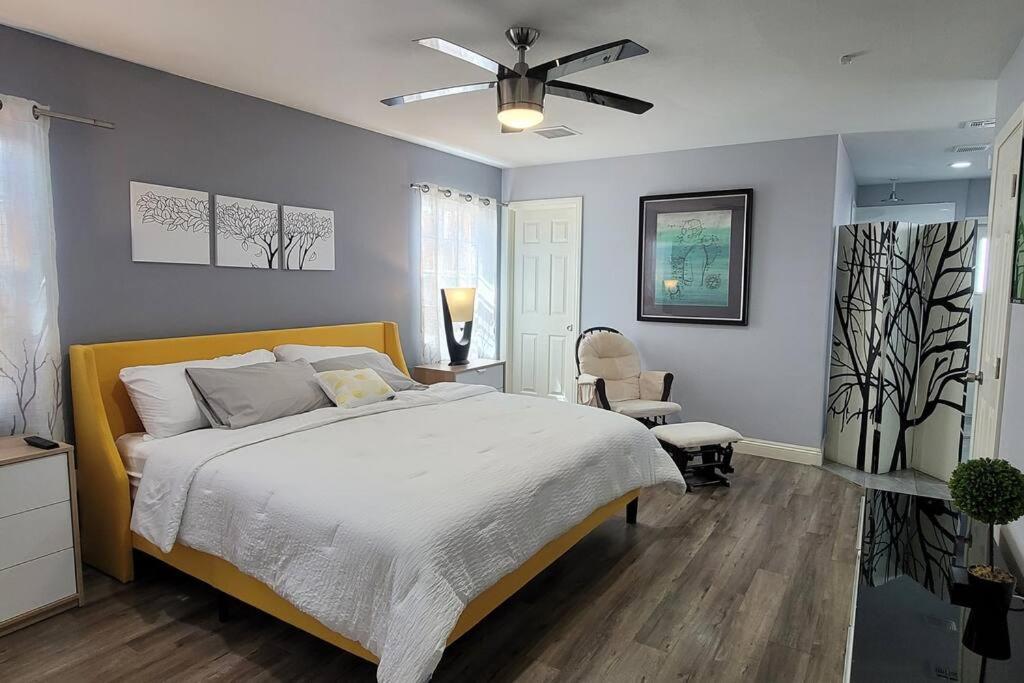 K - Fully Remodeled And Professionally Decorated * Las Vegas