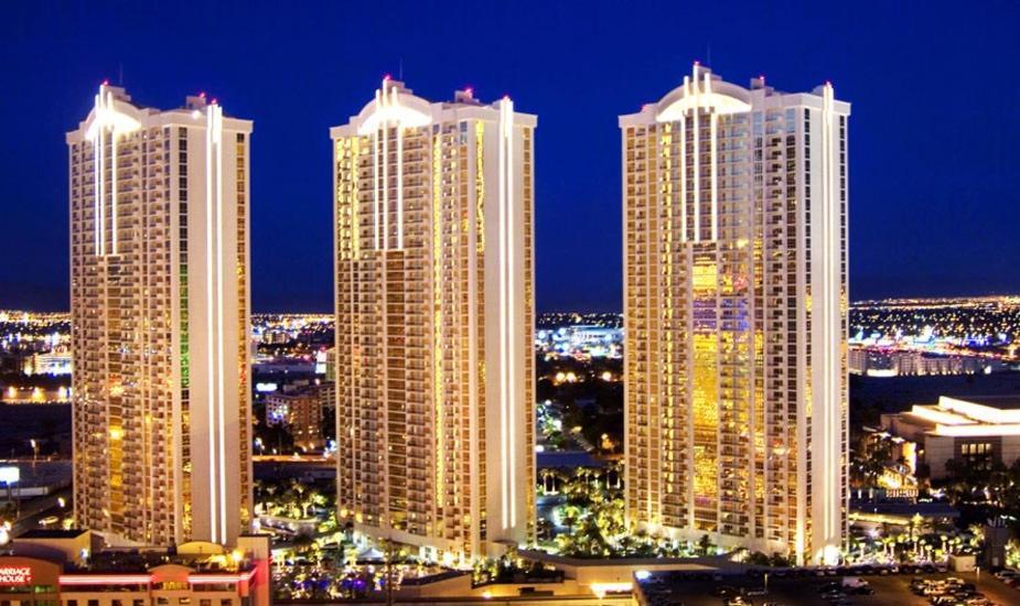 Jet Luxury At The Signature Apartahotel
