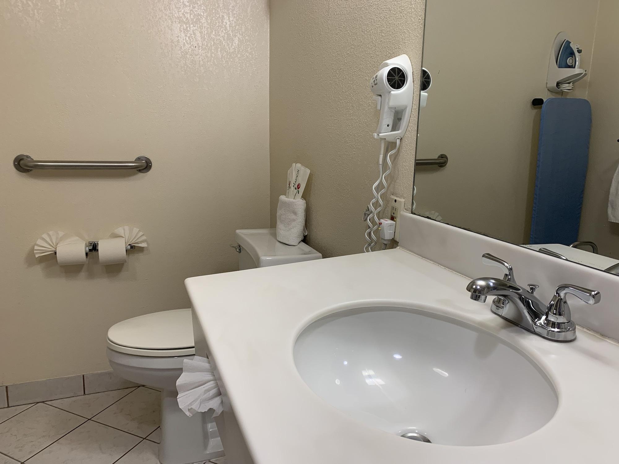Hotel Days By Wyndham Vegas Airport Near The Strip