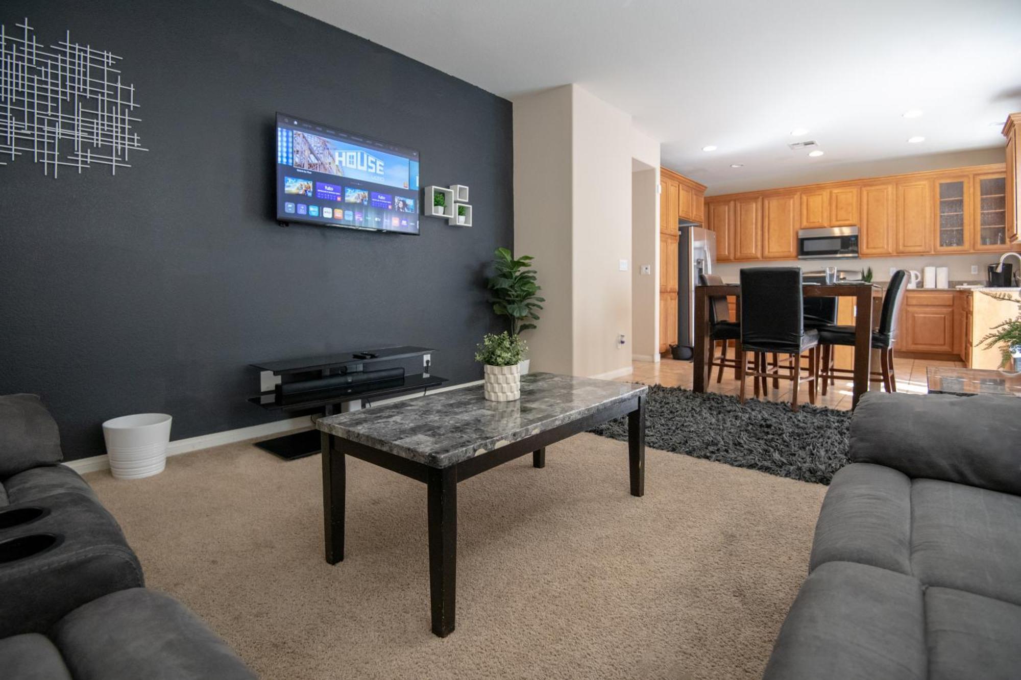 Сasa de vacaciones Large 3br King Moments Away From Strip *