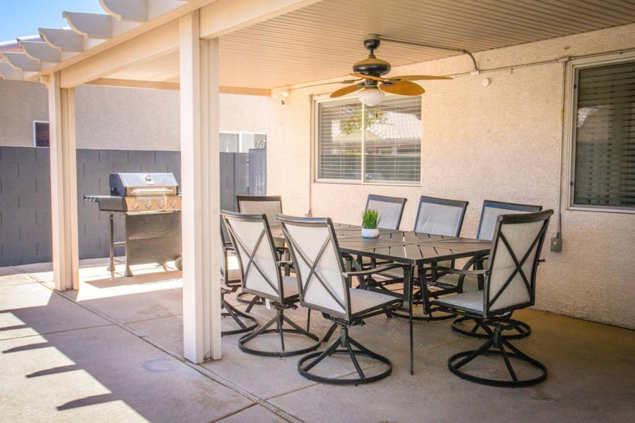 Modern 3br Quiet With Pool Сasa de vacaciones Las Vegas