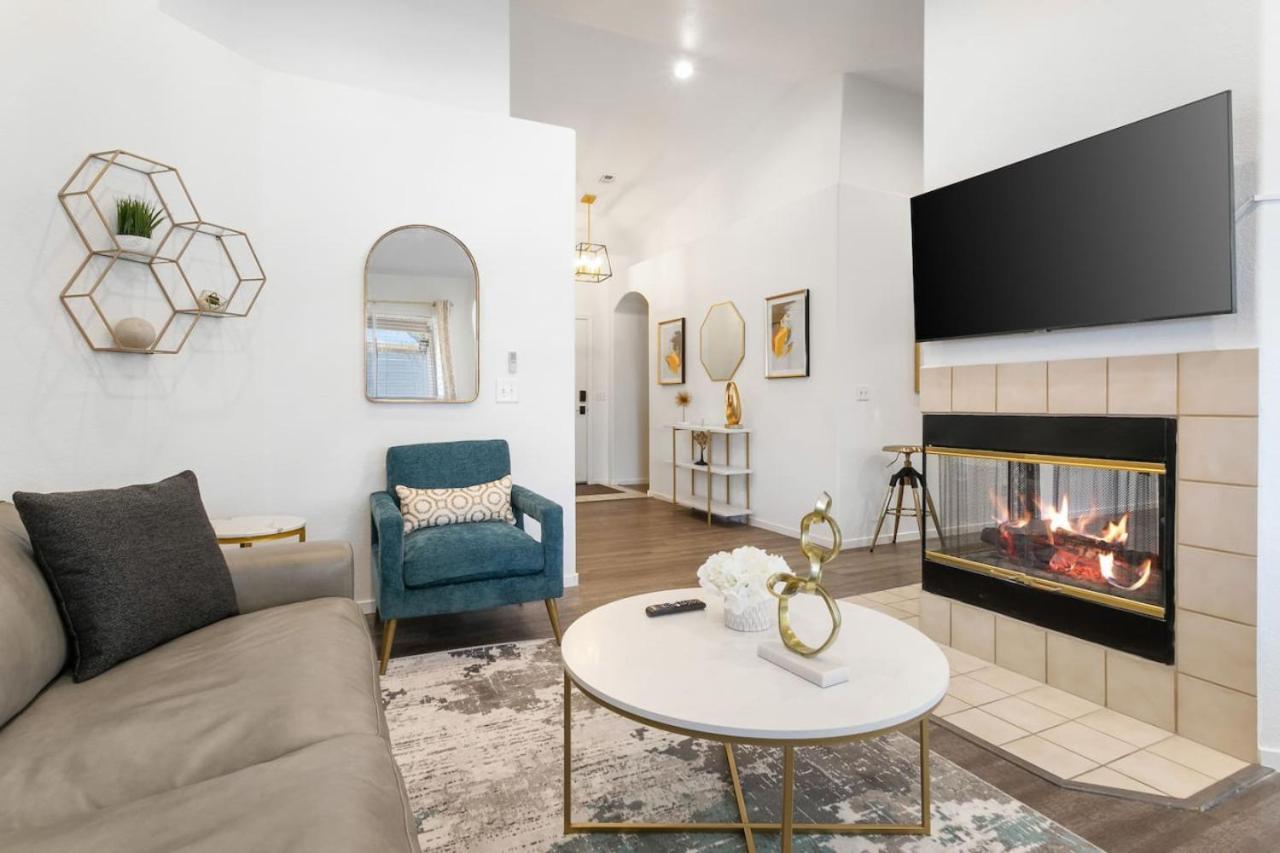 Modern 3br Quiet With Pool Сasa de vacaciones Las Vegas