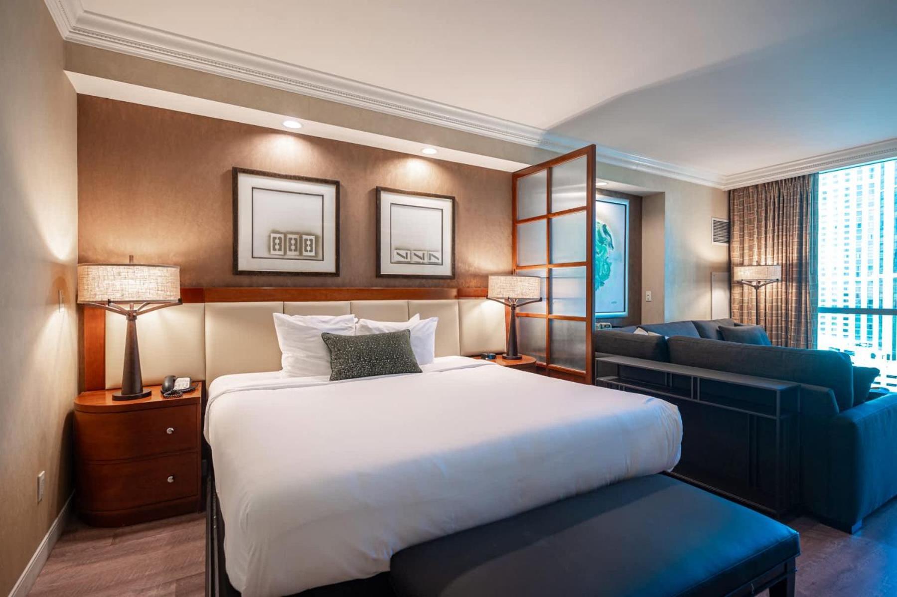 No Fee Strip View + Free Valet + Pool