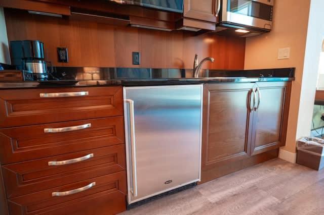 No Fee Penthouse Balcony & Free Valet Сasa de vacaciones *