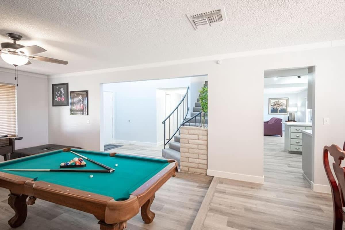 Сasa de vacaciones Vibrant Vegas Getaway W Pool Close To The Strip Las Vegas
