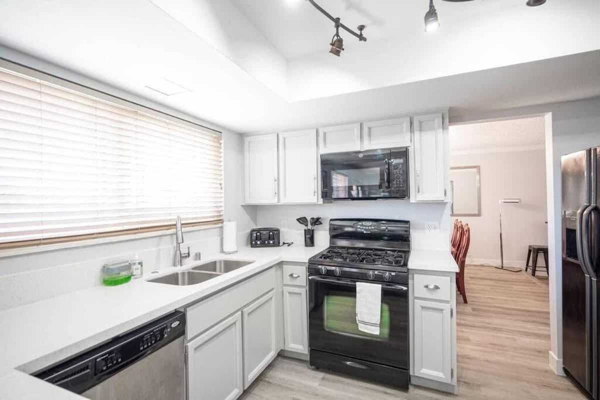 Сasa de vacaciones Vibrant Vegas Getaway W Pool Close To The Strip *