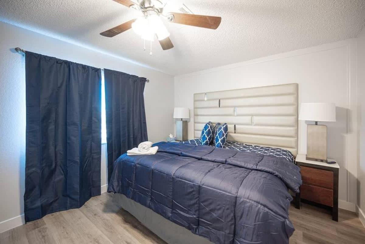Vibrant Vegas Getaway W Pool Close To The Strip Сasa de vacaciones