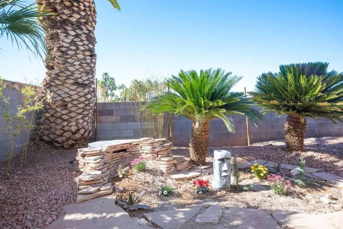 Vibrant Vegas Getaway W Pool Close To The Strip Сasa de vacaciones