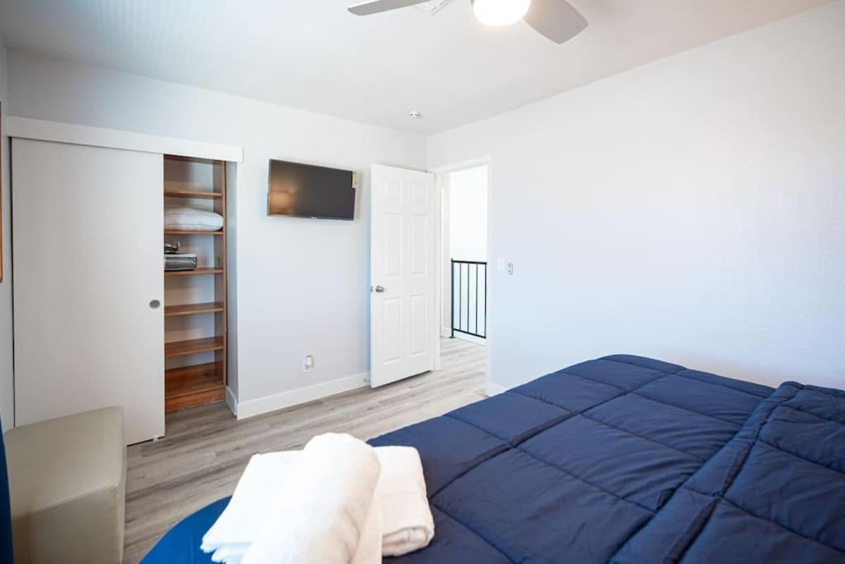 Vibrant Vegas Getaway W Pool Close To The Strip Сasa de vacaciones *