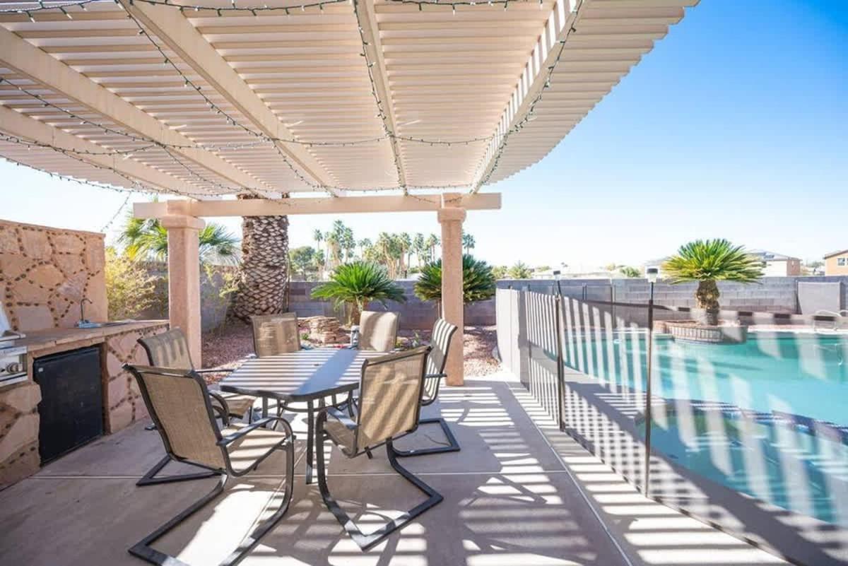 Сasa de vacaciones Vibrant Vegas Getaway W Pool Close To The Strip *