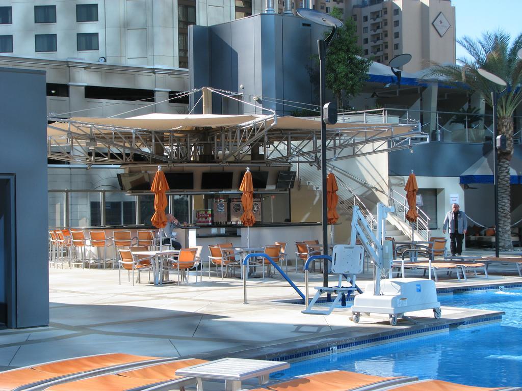 Apartahotel At Elara Vegas Strip-no Fees