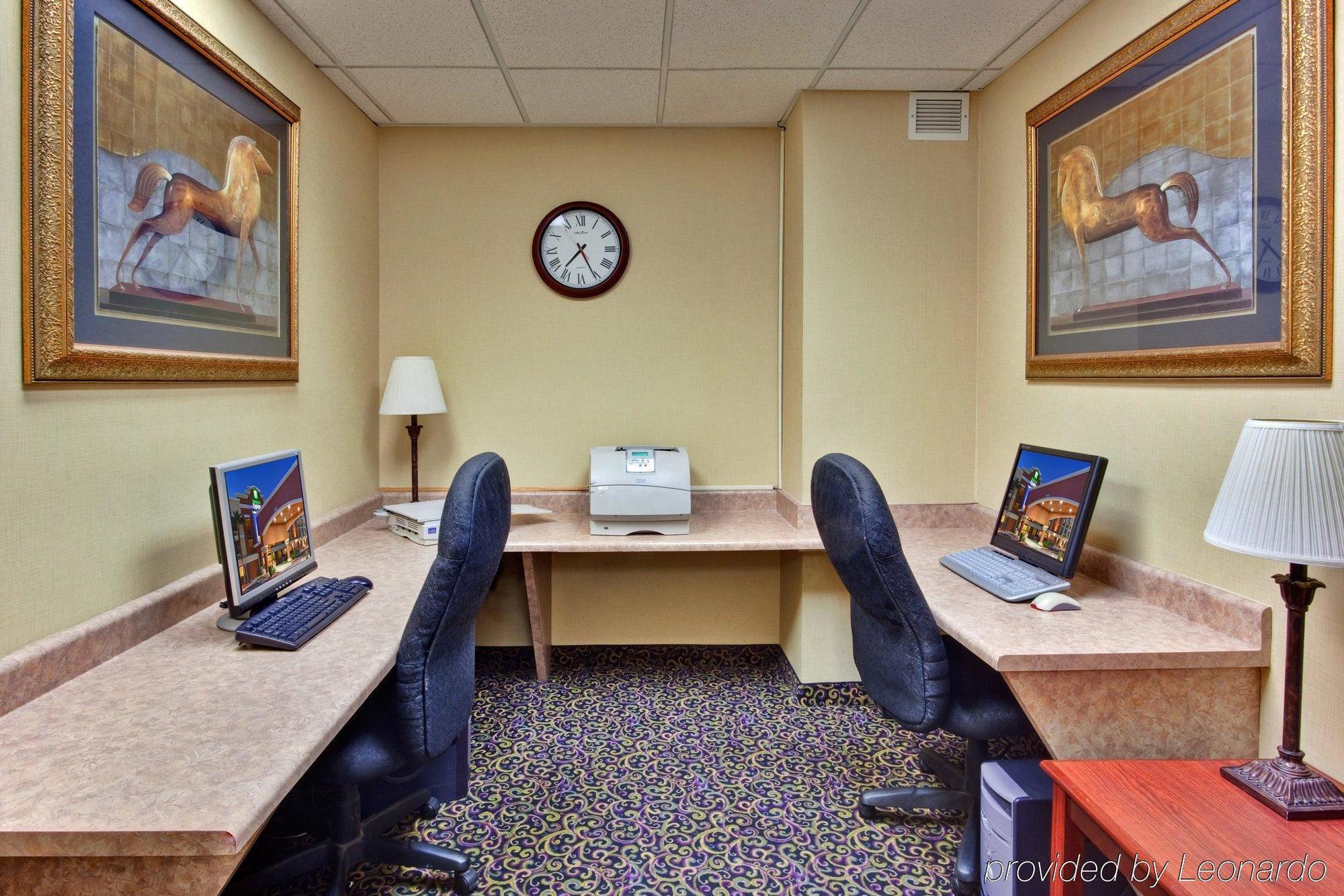 Express And - Henderson By Ihg
